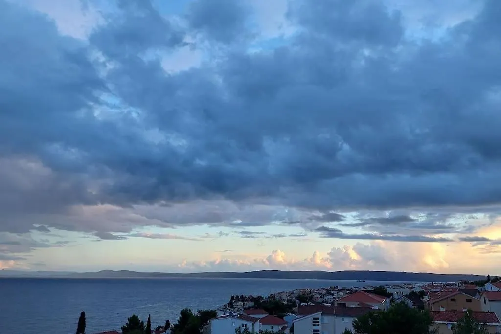 Apartment Vista Oasis With Pool And Terrace Trogir 0*,